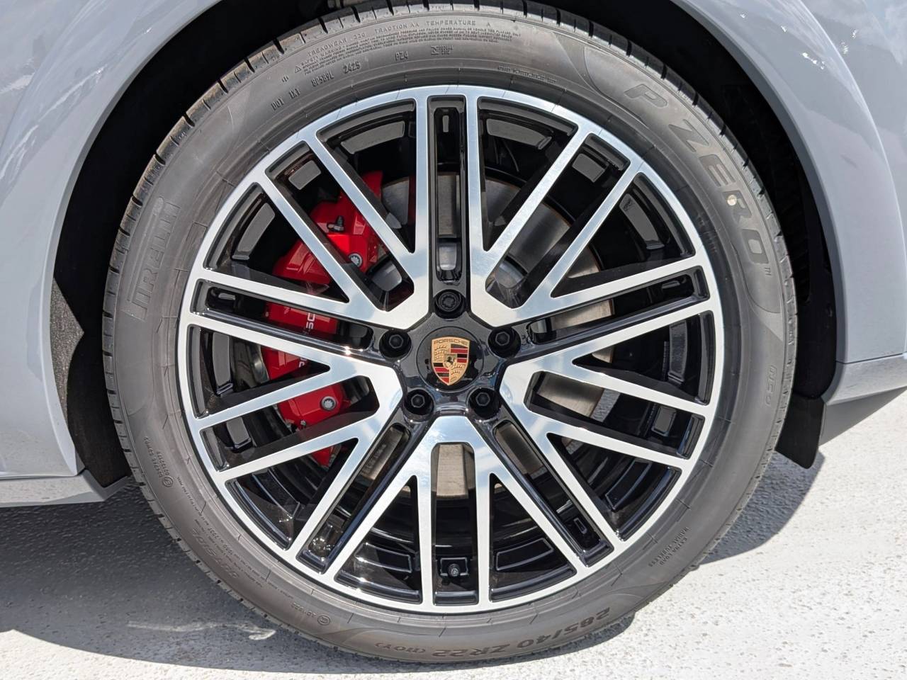 2026 Porsche Cayenne S E-Hybrid Coupe photo 27