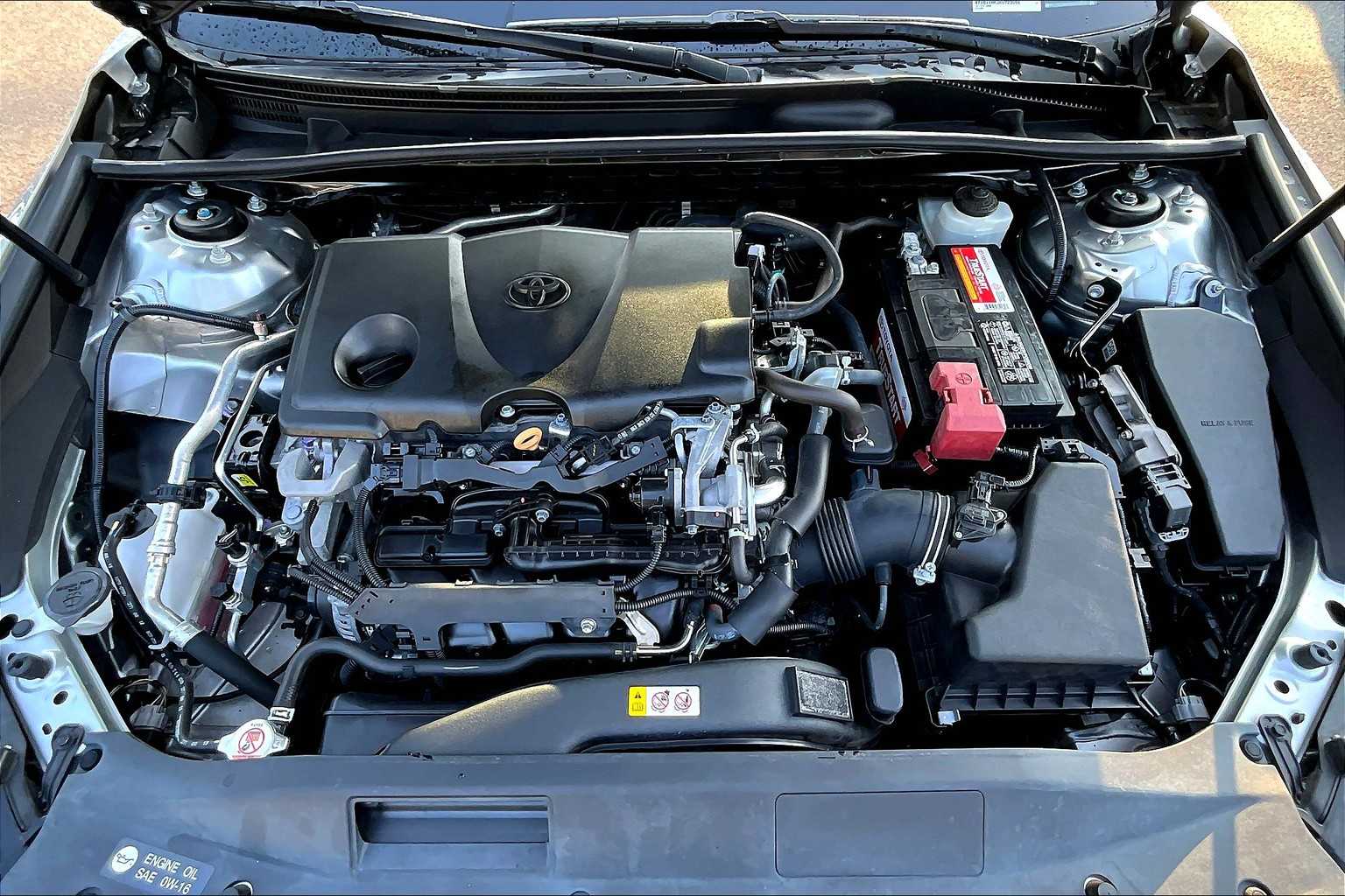 2019 Toyota Camry SE photo 28