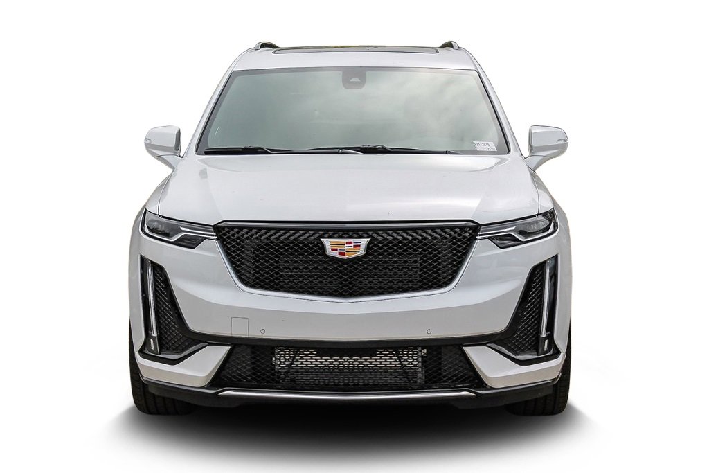 2025 Cadillac XT6 Sport photo 2