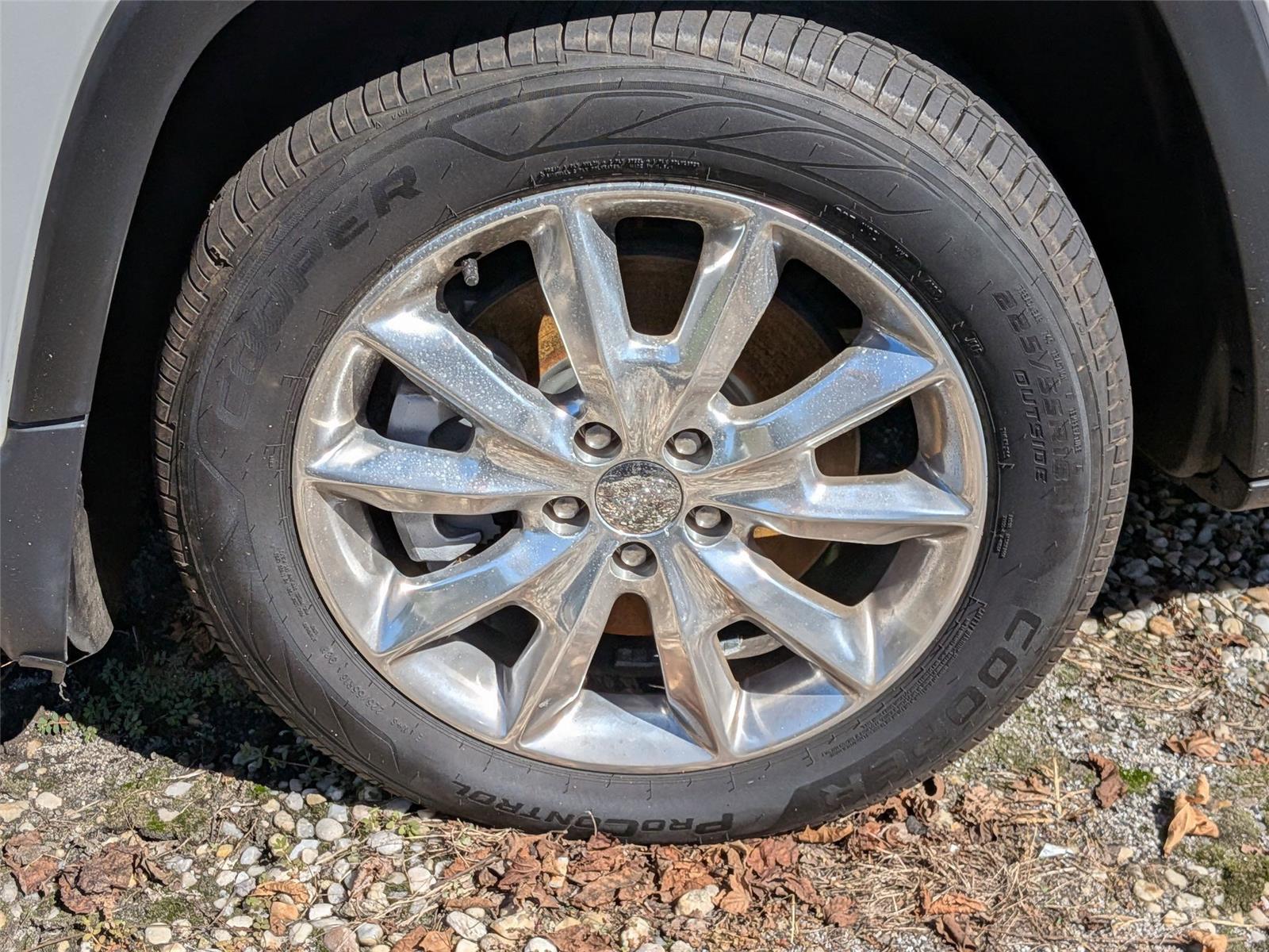 2014 Jeep Cherokee Limited photo 10