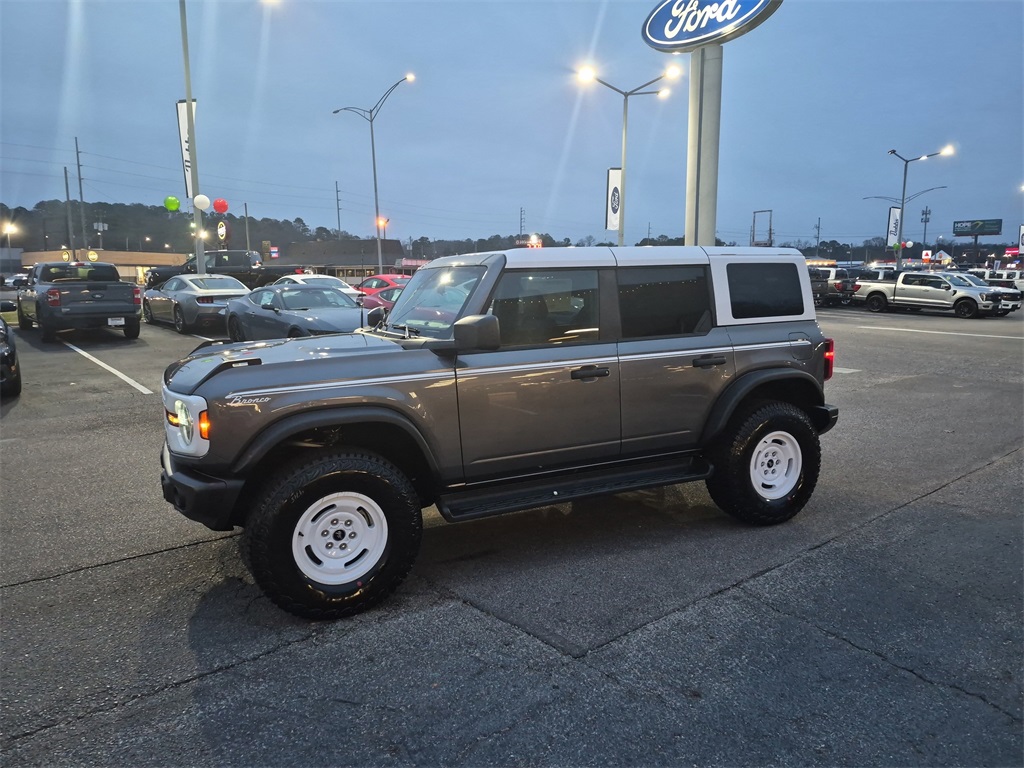 2025 Ford Bronco Heritage First Edition photo 2