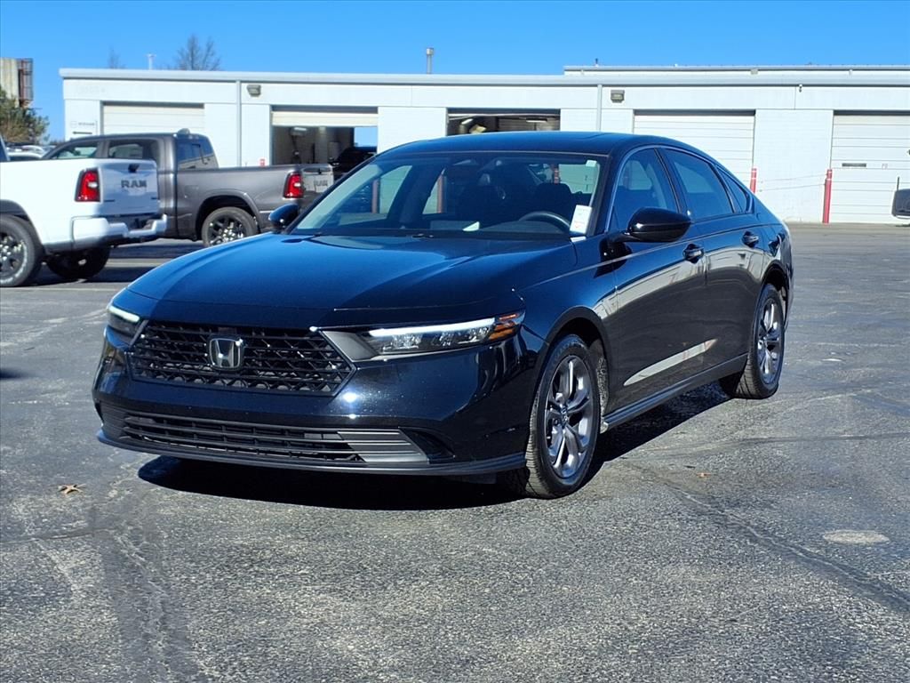 Used 2023 Honda Accord EX with VIN 1HGCY1F39PA047983 for sale in Kansas City
