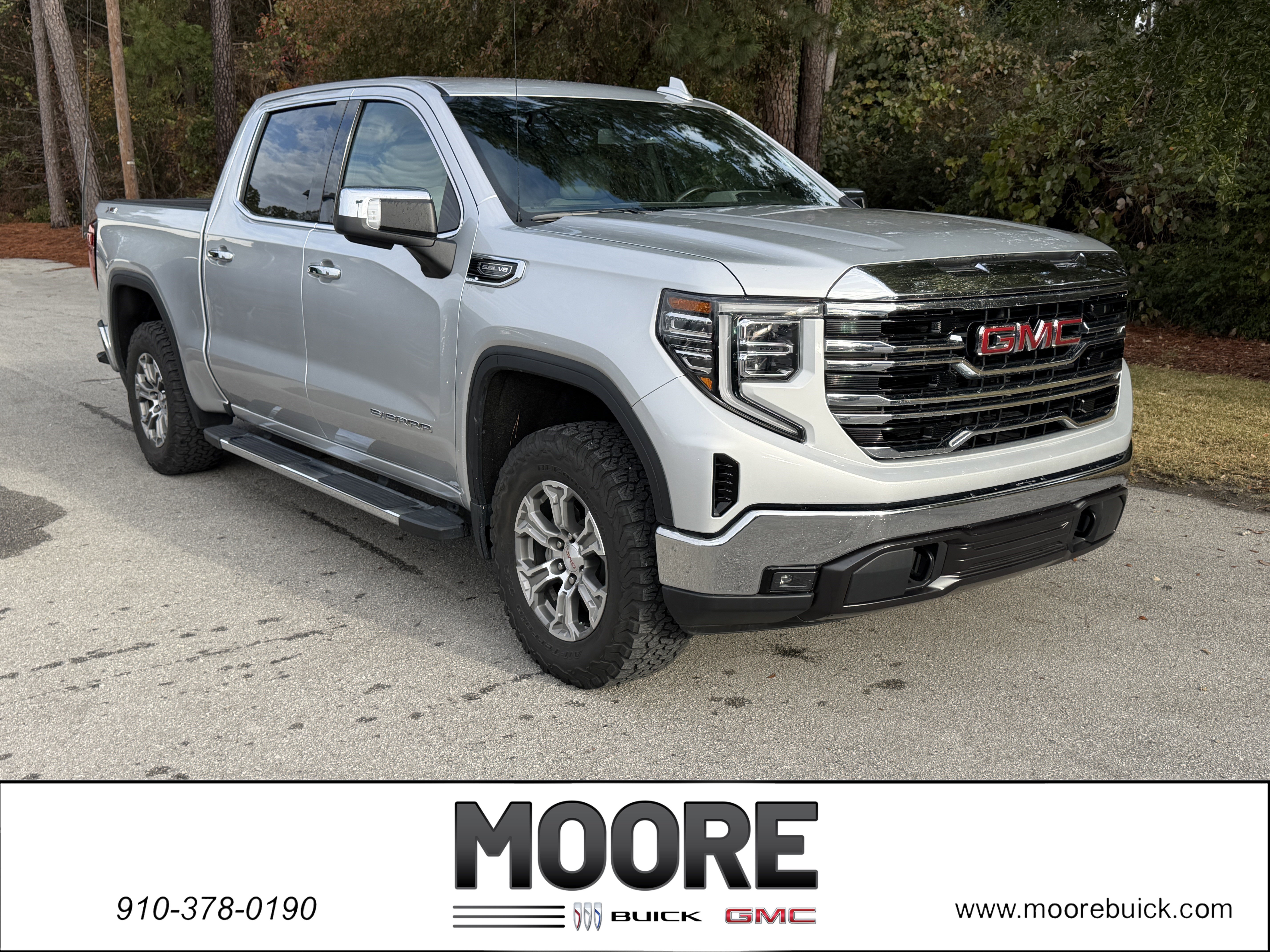 2022 GMC Sierra 1500 SLT's photo