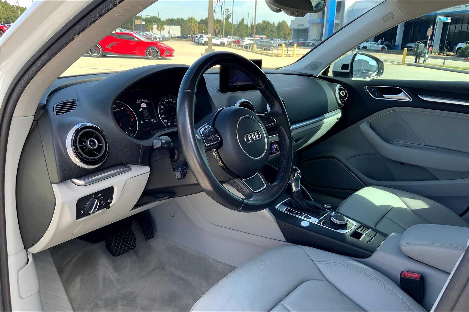 2015 Audi A3 1.8T Premium Plus photo 16