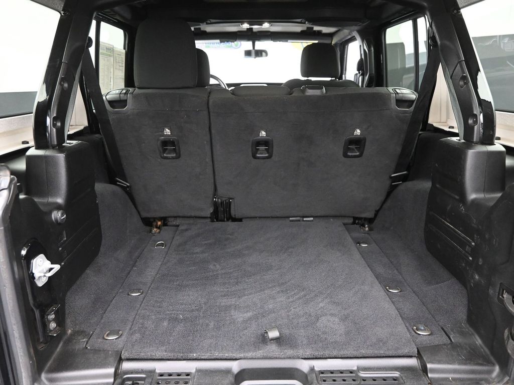 2021 Jeep Wrangler Unlimited Sport S photo 7