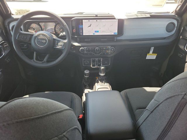 2025 Jeep Wrangler photo 23