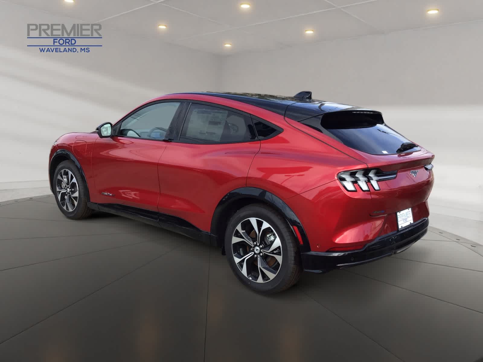 2023 Ford Mustang Mach-E Premium photo 3
