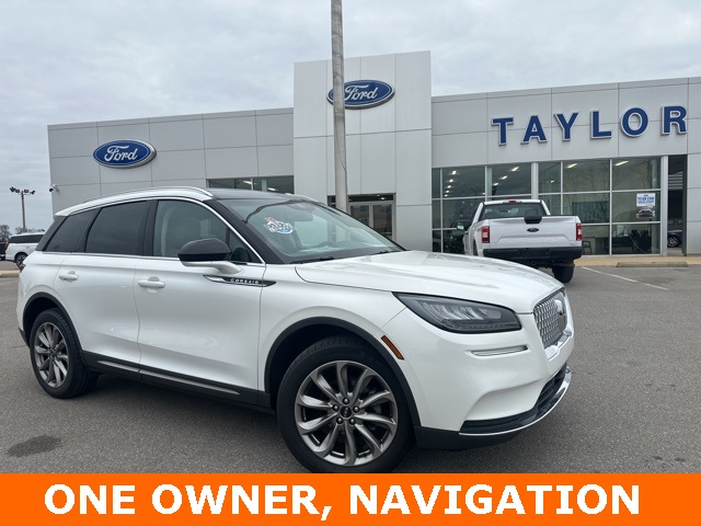 2021 Lincoln Corsair Base's photo