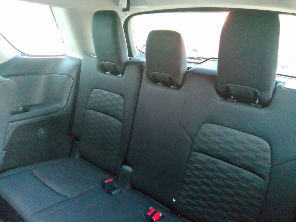 2023 Nissan Pathfinder SV photo 25