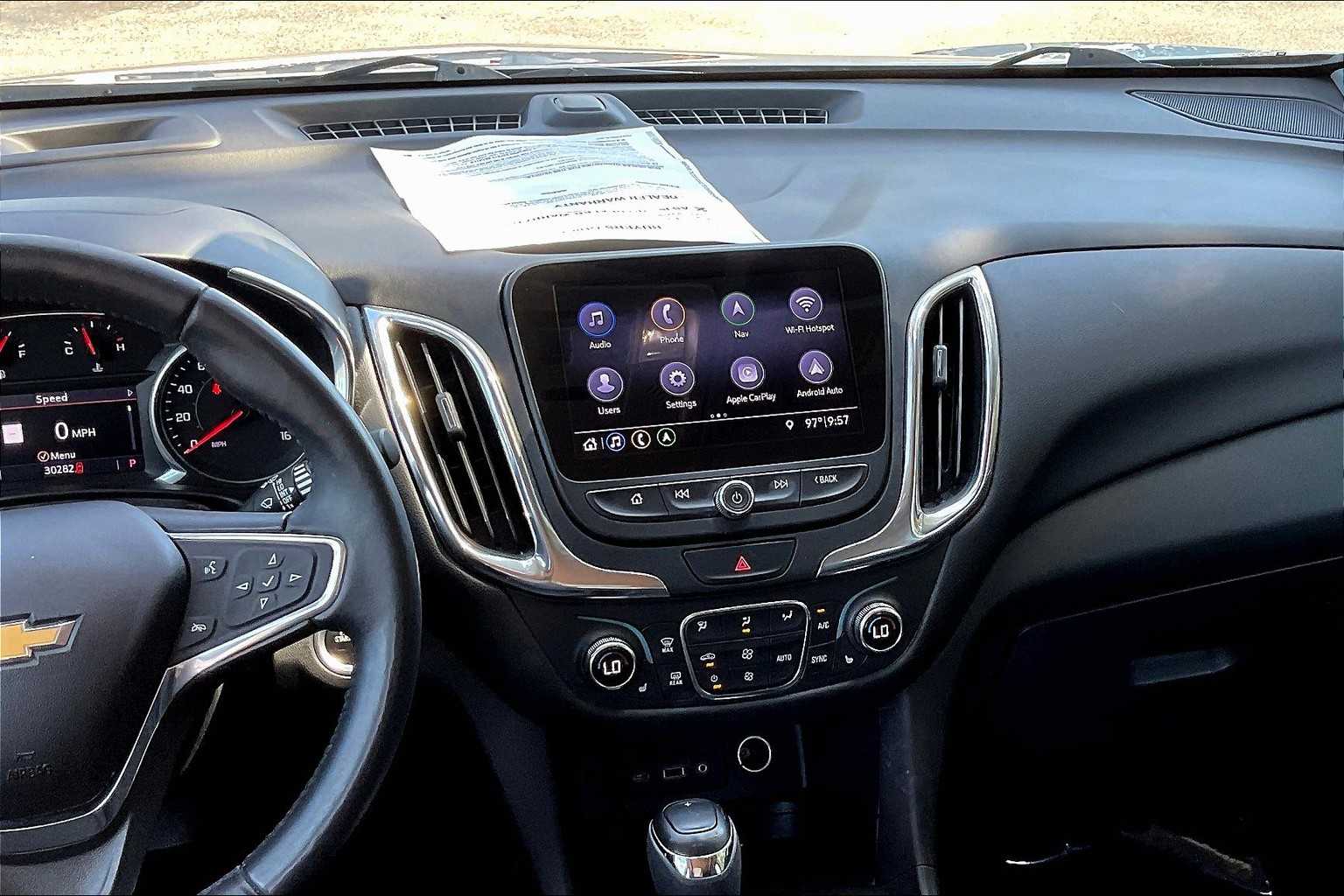 2020 Chevrolet Equinox LT photo 6