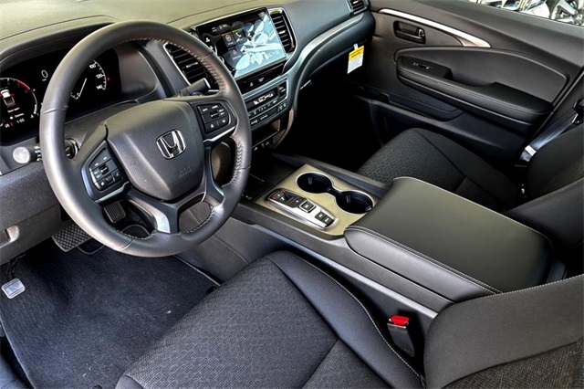 2025 Honda Ridgeline Sport photo 5