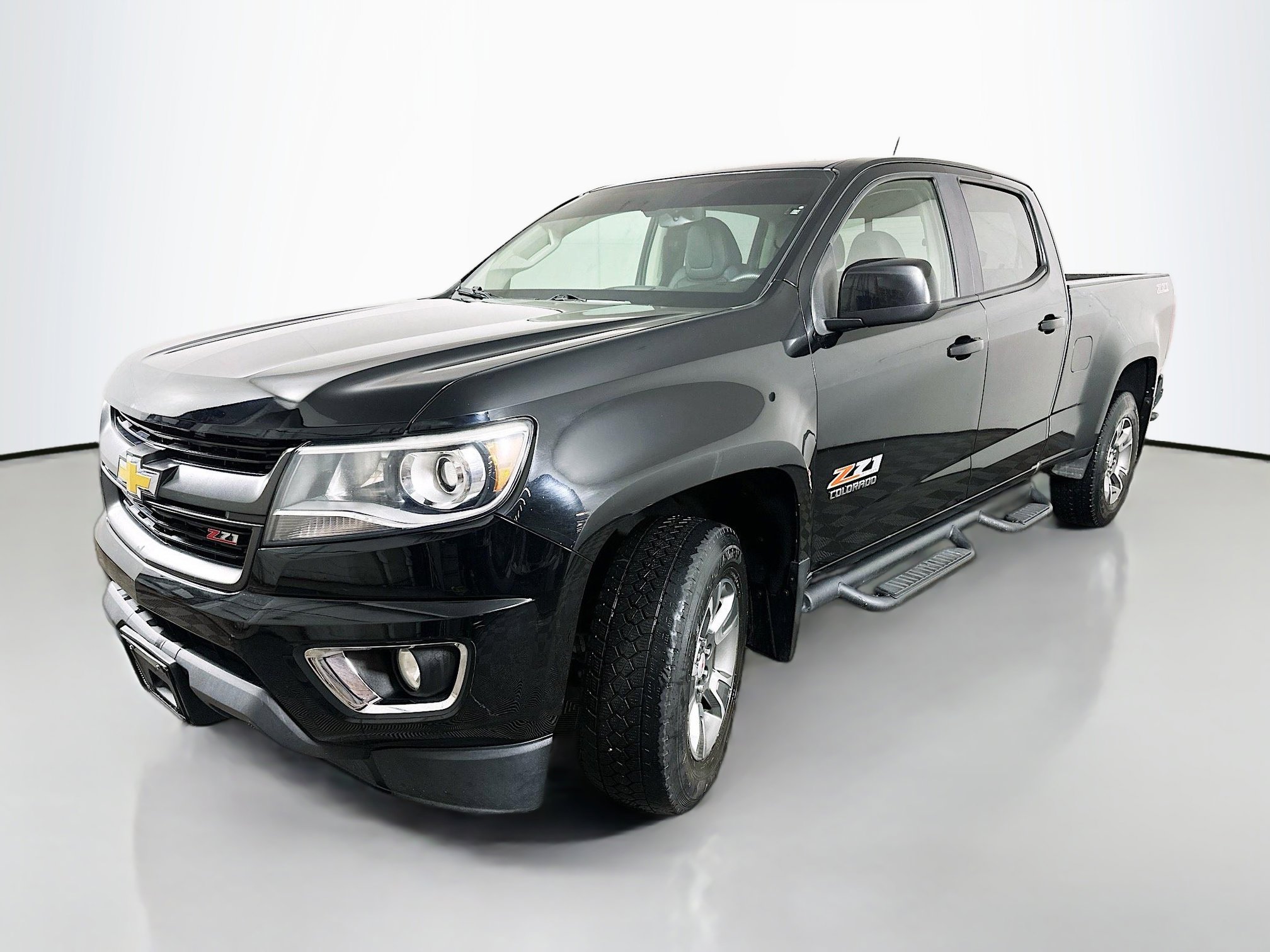 2017 Chevrolet Colorado Z71 photo 3