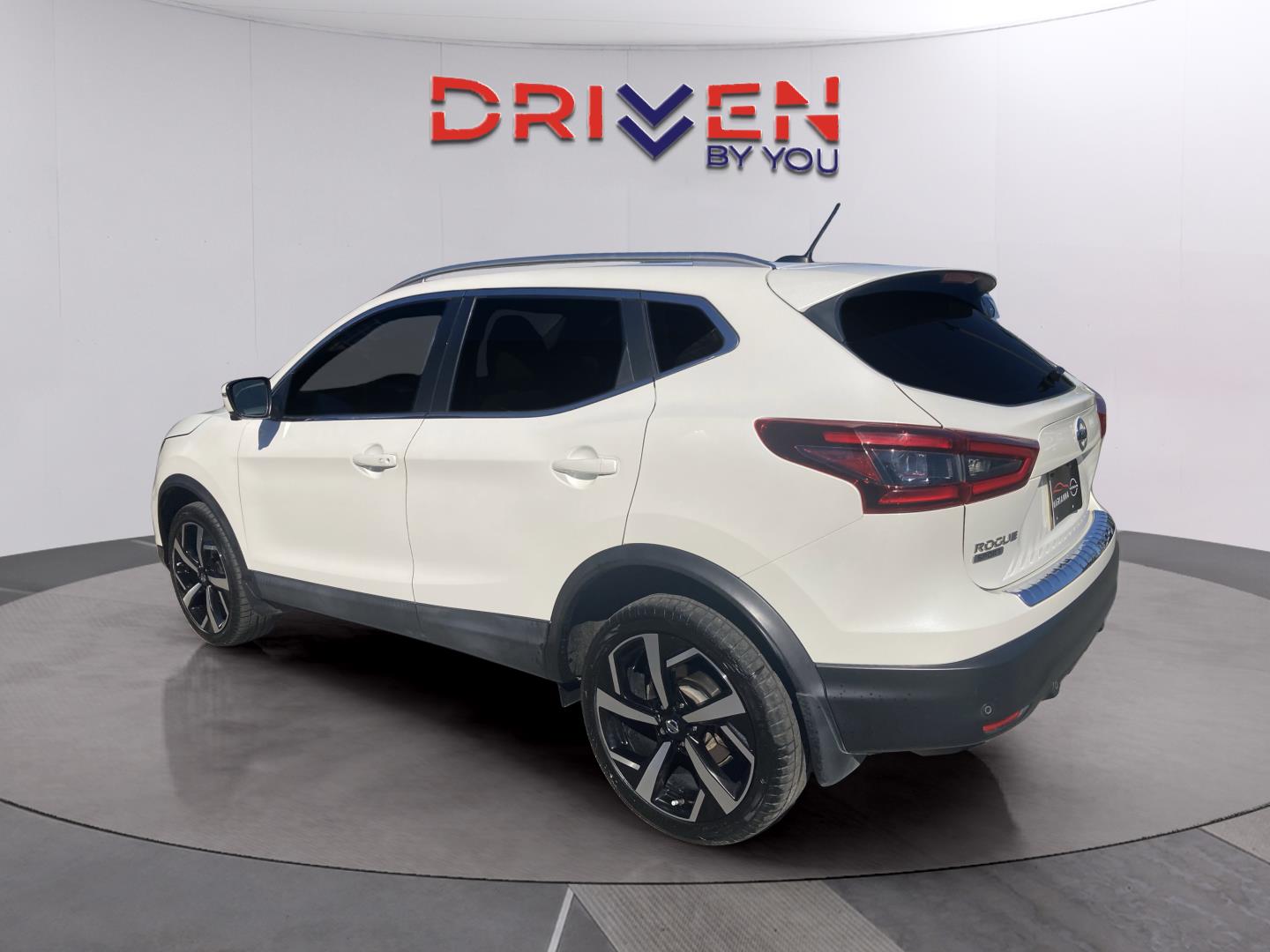 2020 Nissan Rogue Sport SL photo 3