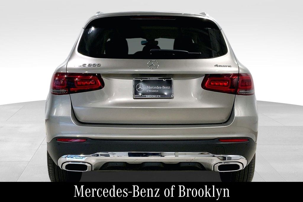 2021 Mercedes Benz GLC 300 4MATIC photo 4