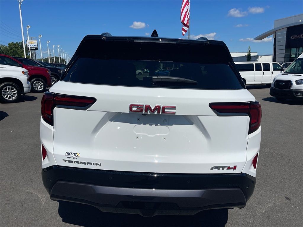 2026 Gmc Terrain AT4 photo 4
