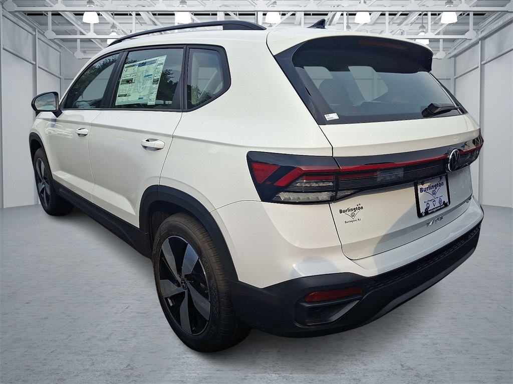 2025 Volkswagen Taos S photo 2
