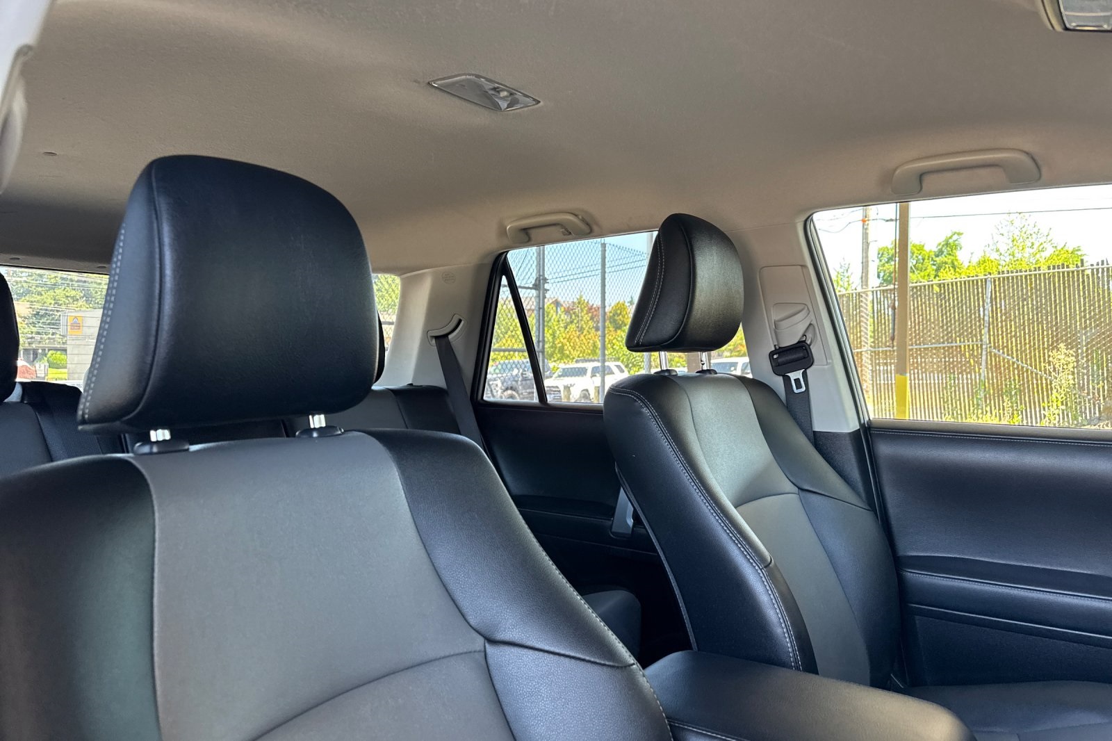 2023 Toyota 4Runner SR5 Premium photo 16