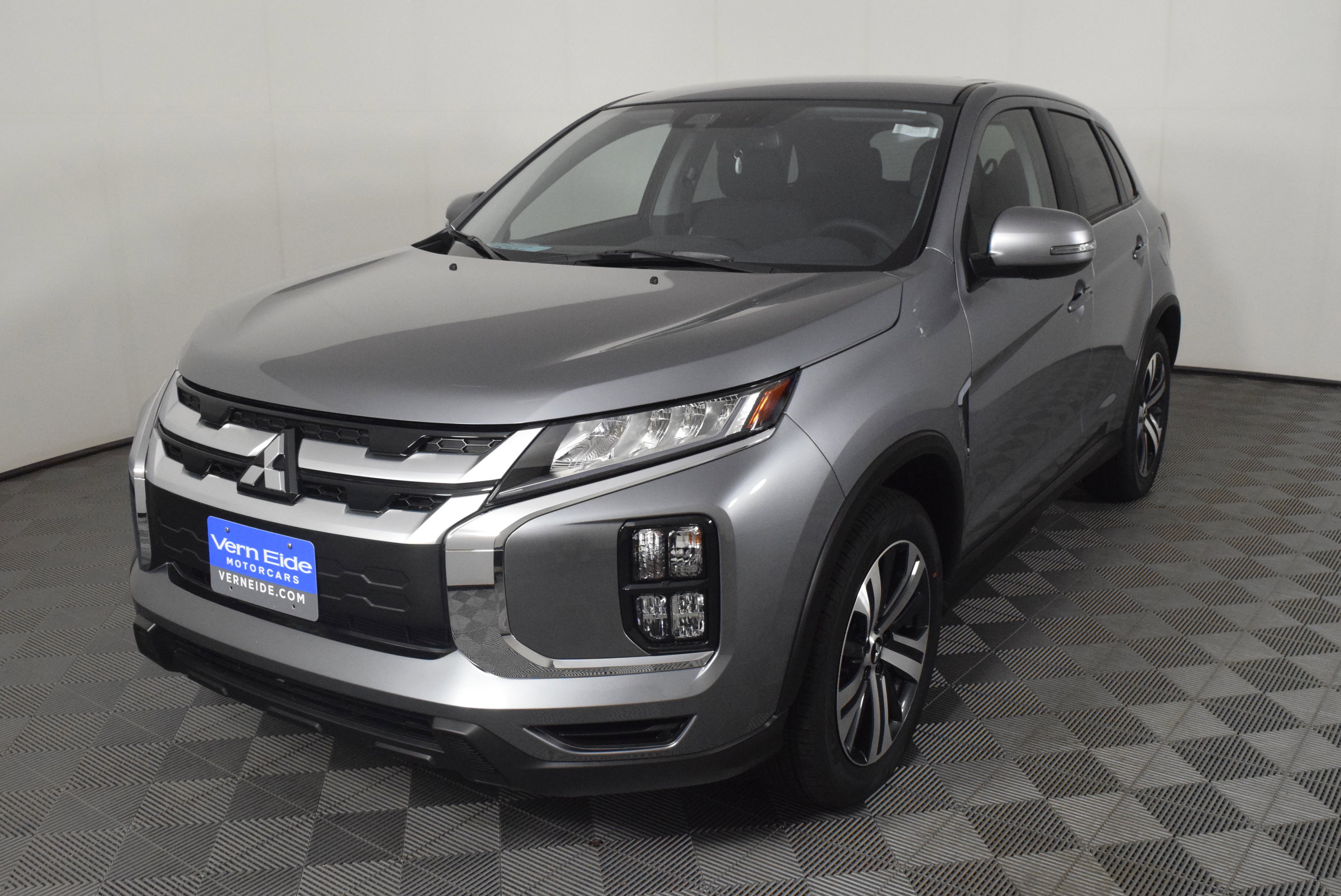 2025 Mitsubishi Outlander Sport SE photo 10