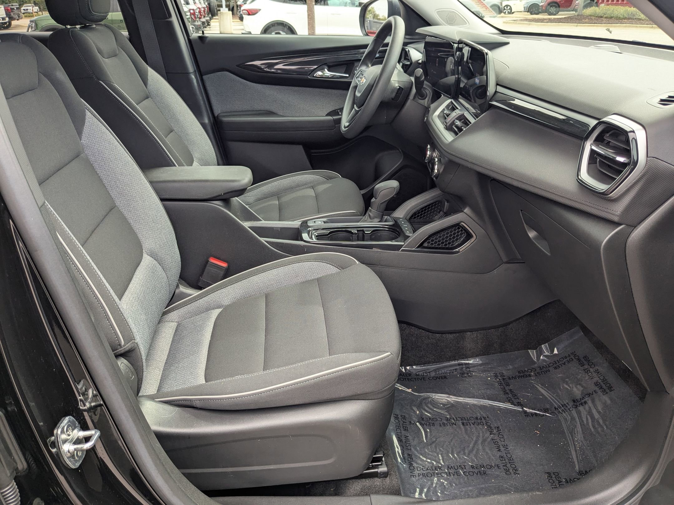 2024 Chevrolet Trailblazer LS photo 33