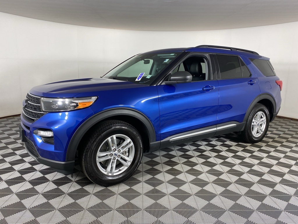 2022 Ford Explorer XLT photo 3