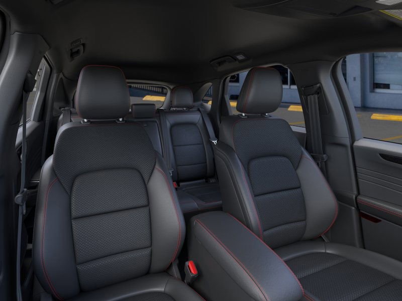 2025 Ford Escape ST-Line photo 8