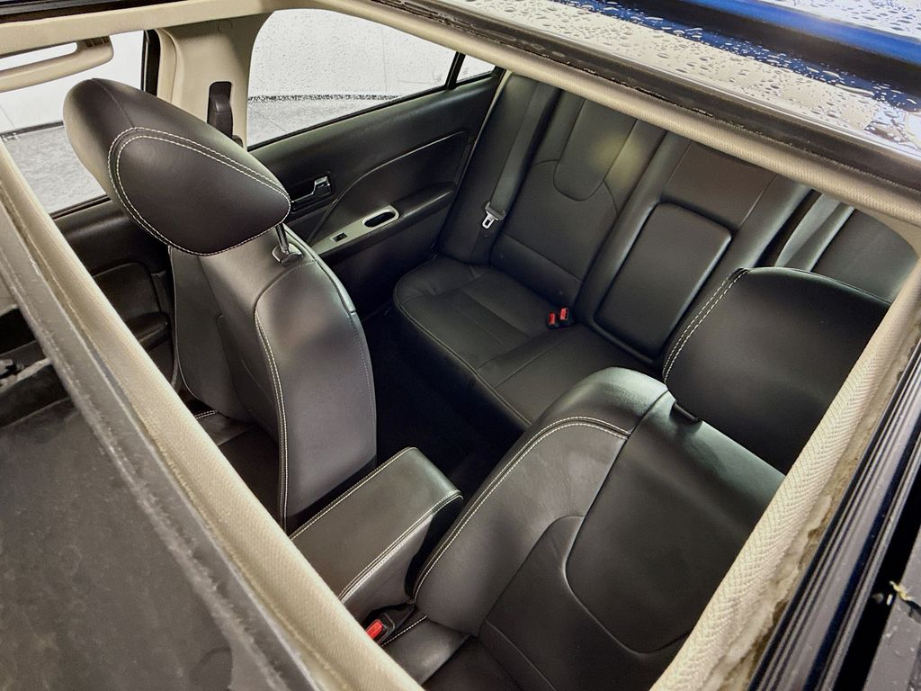 2012 Ford Fusion SEL photo 21