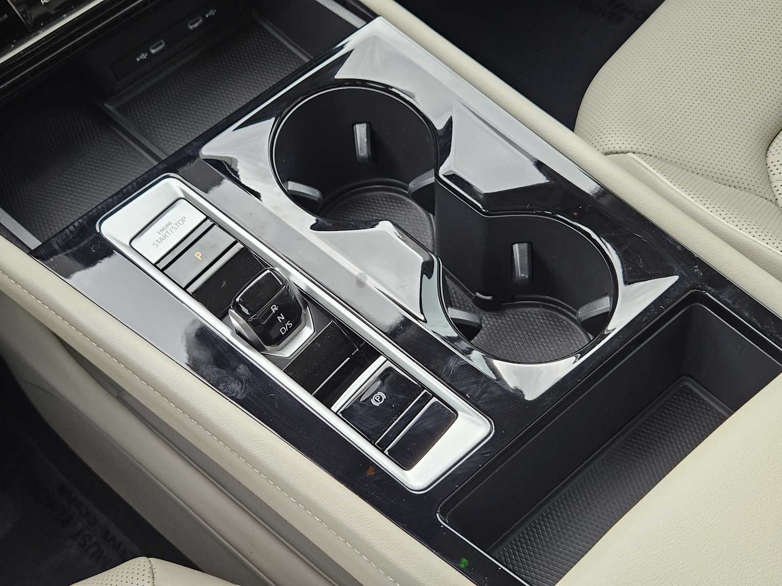 2024 Volkswagen Atlas SEL Premium R-Line photo 14