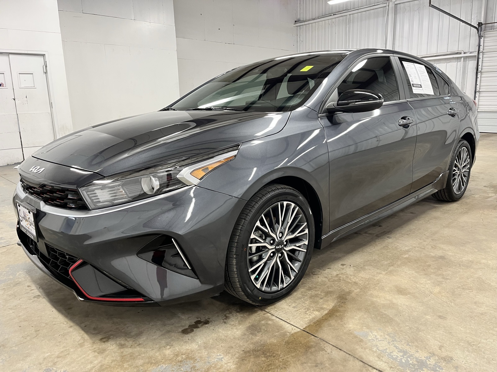 2024 Kia Forte GT-Line photo 3