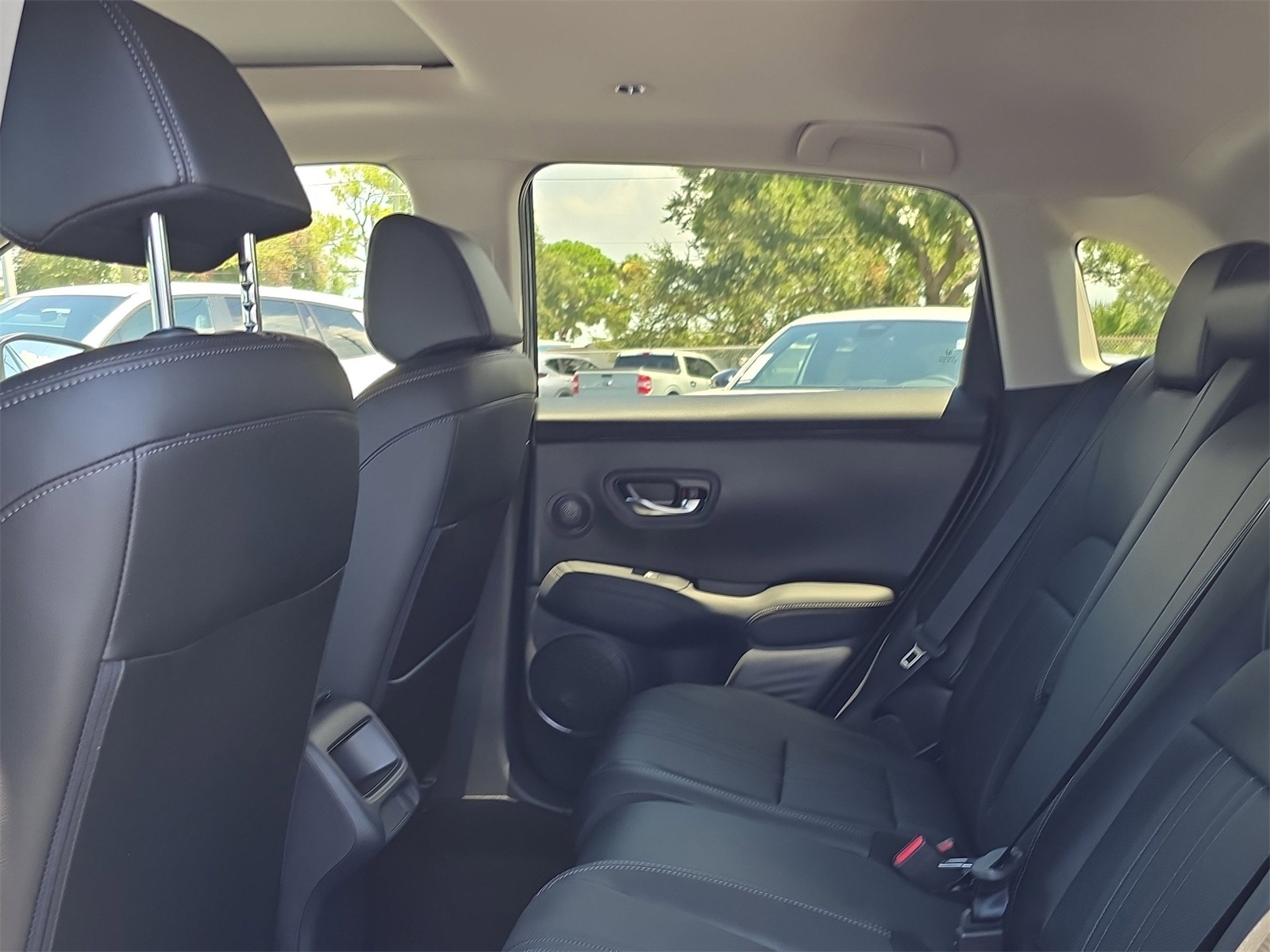 2026 Honda HR-V EX-L photo 15