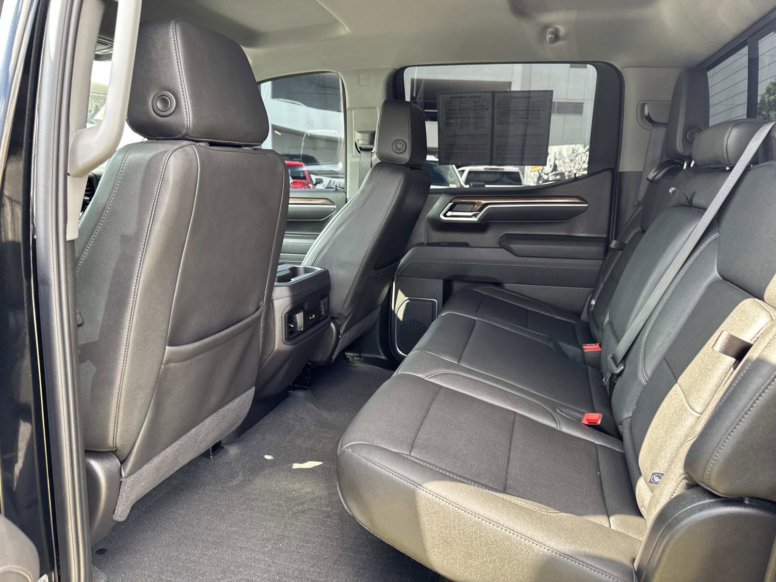 2025 Chevrolet Silverado 1500 LT Trail Boss photo 10