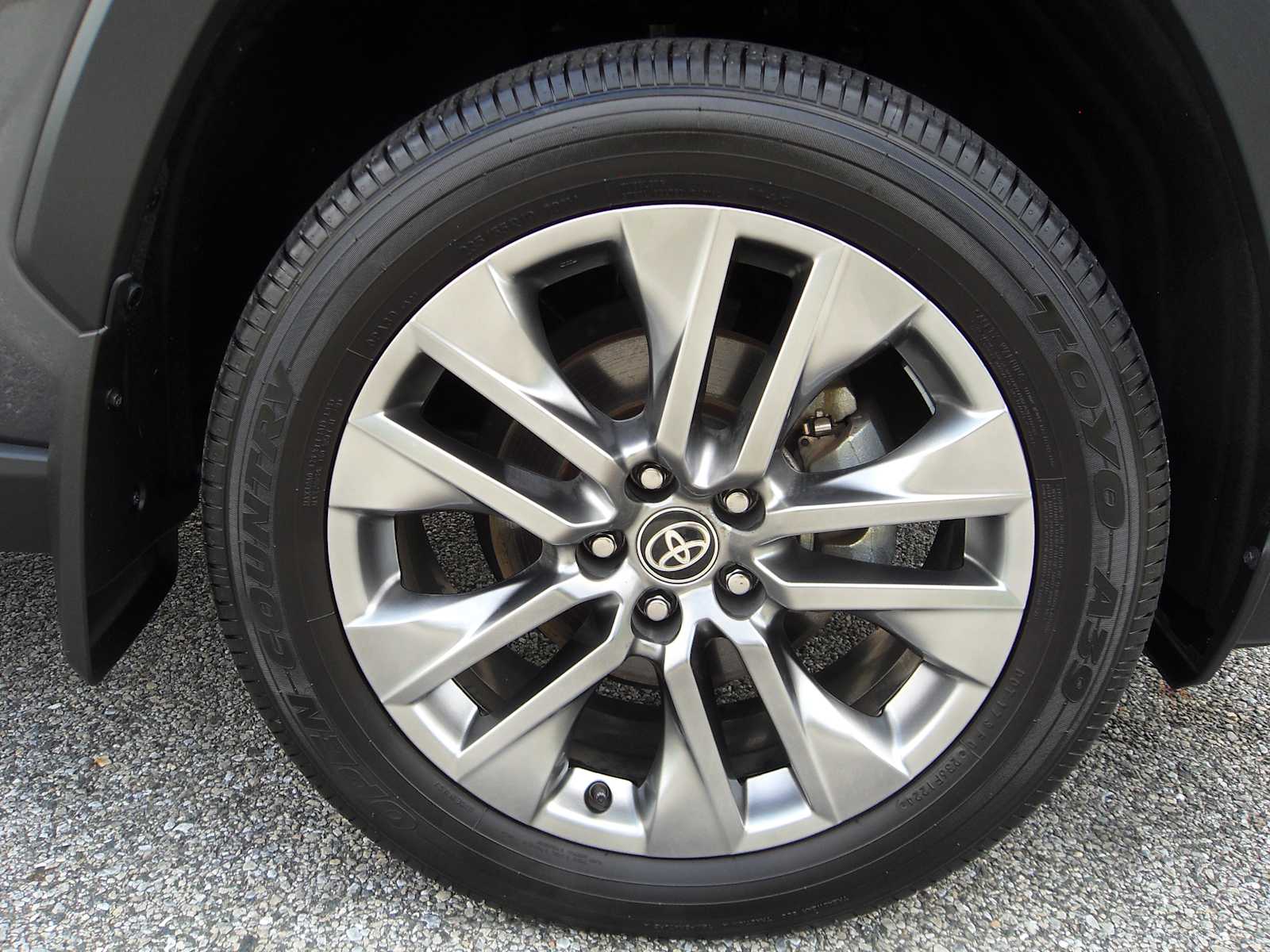2024 Toyota RAV4 XLE Premium photo 15