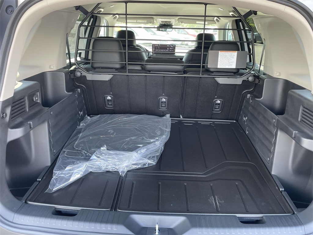 2026 Honda Passport photo 14