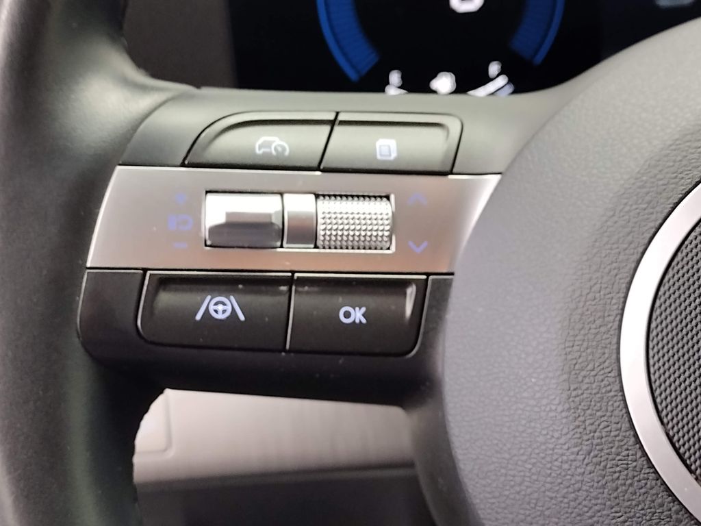 2024 Hyundai Kona SEL photo 23