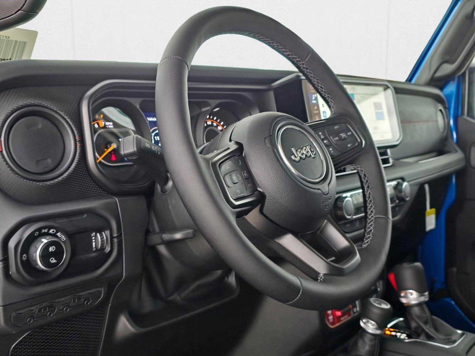 2025 Jeep Gladiator Rubicon photo 3