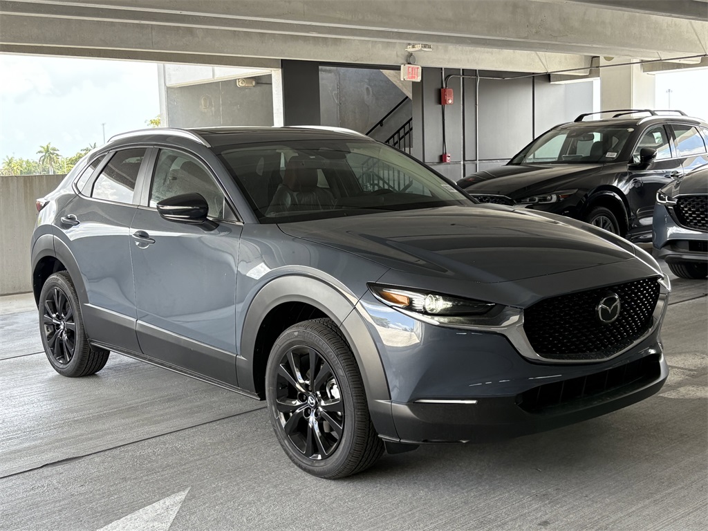 2025 Mazda CX-30 2.5 S Carbon photo 2