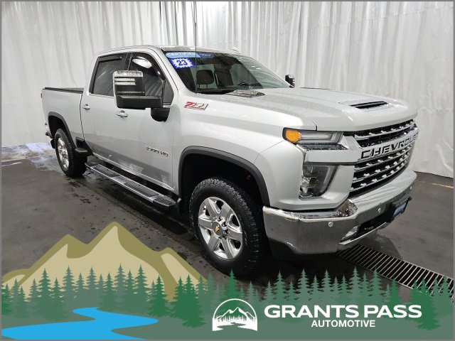 2023 Chevrolet Silverado 3500HD LTZ's photo