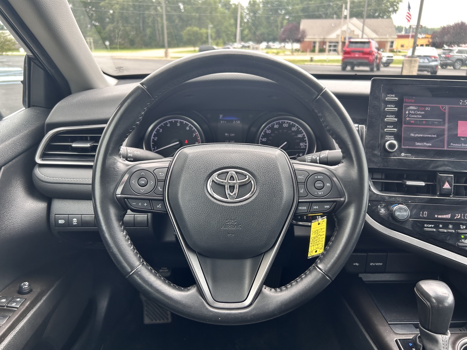 2022 Toyota Camry SE photo 20