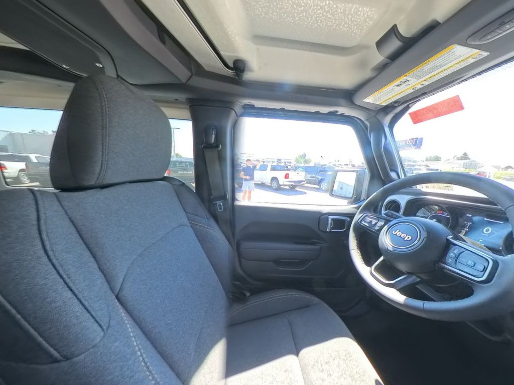 2025 Jeep Wrangler Two-Door Sport S photo 20