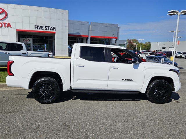 2026 Toyota Tundra SR5 CrewMax photo 14
