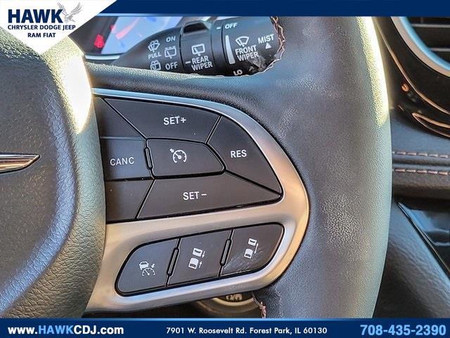 2025 CHRYSLER PACIFICA - Image 17