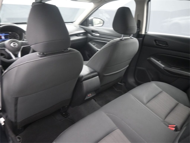 2024 Nissan Altima 2.5 SV photo 6