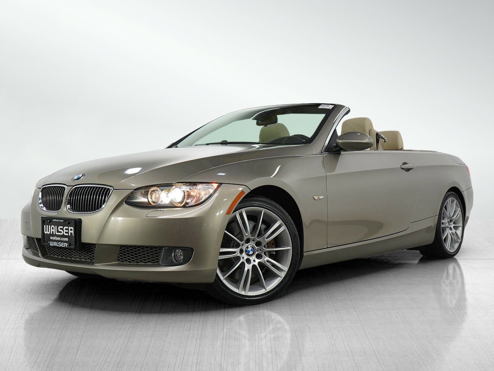 Used 2008 BMW 3 Series 335i with VIN WBAWL73588PX53955 for sale in Burnsville, Minnesota