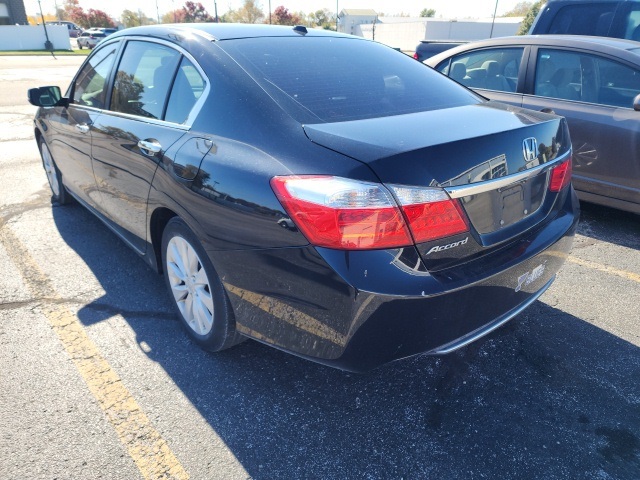 Used 2014 Honda Accord EX-L with VIN 1HGCR2F89EA095222 for sale in O'Fallon, IL