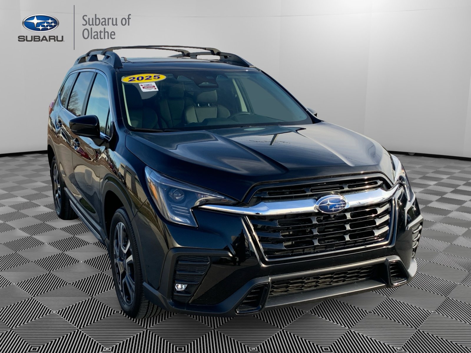 2025 Subaru Ascent Limited's photo