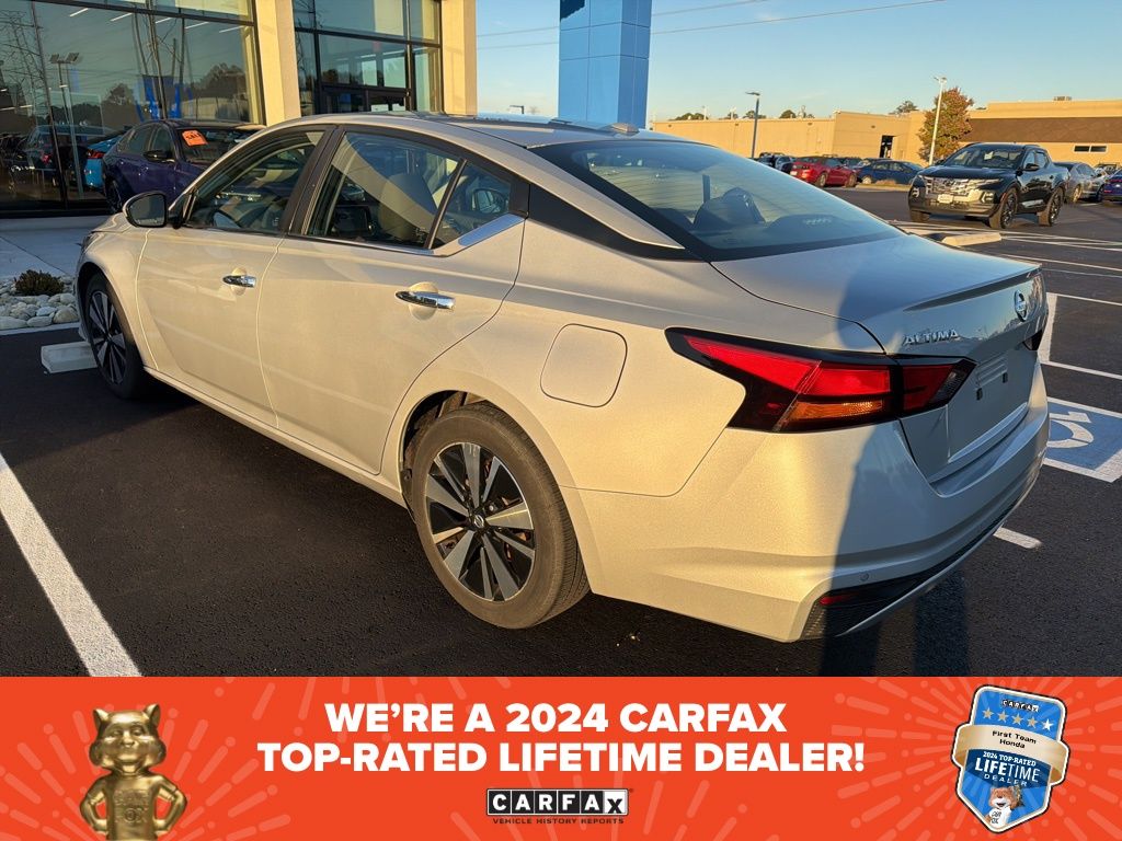 2022 Nissan Altima 2.5 SV photo 3