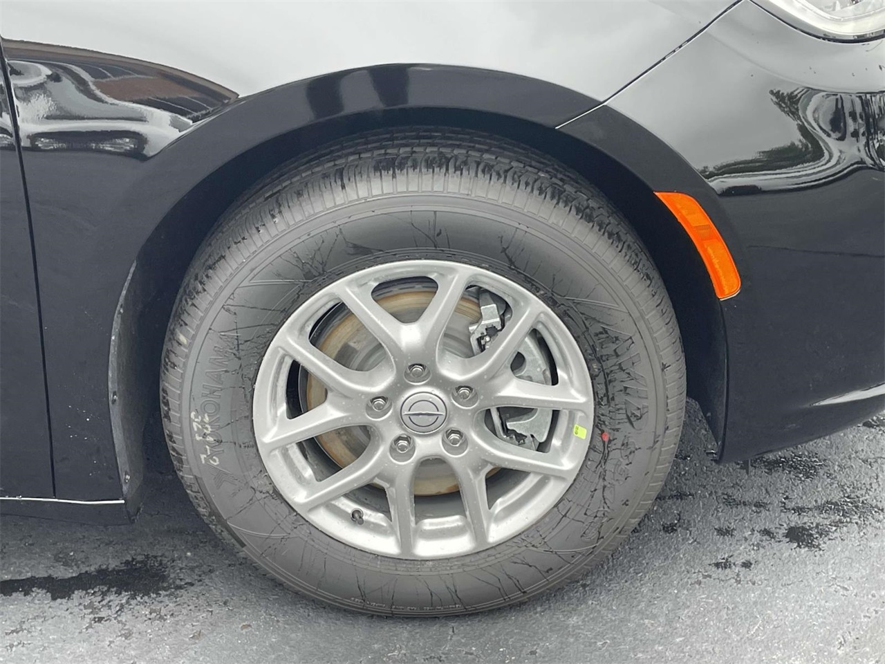 2026 Chrysler Pacifica photo 32