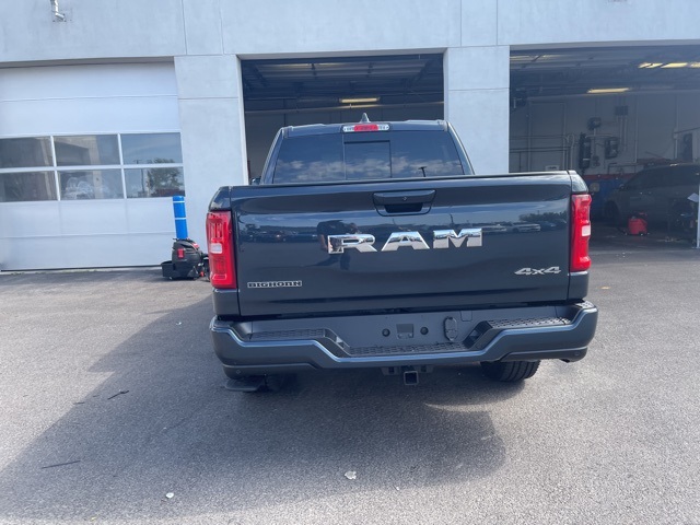 2025 Ram 1500 Big Horn Lone Star photo 3