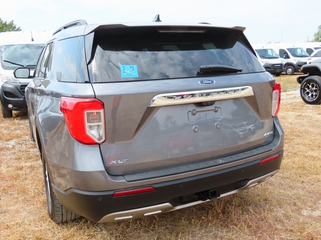 2022 Ford Explorer XLT photo 14
