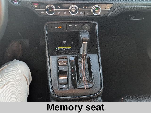 2025 Honda CR-V Hybrid Sport-L photo 3