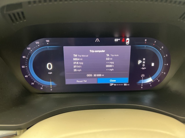 2024 Volvo XC60 B5 Plus photo 17